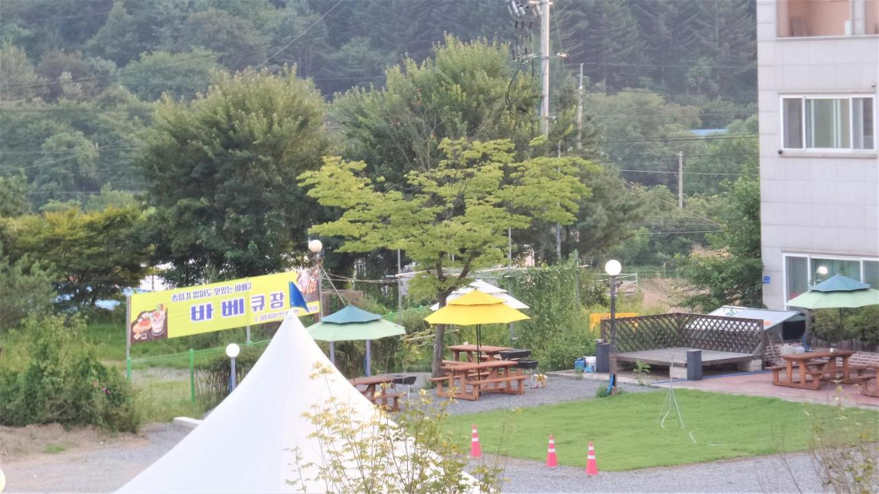 Hongcheon Resortel Екстер'єр фото