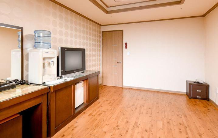 Hongcheon Resortel Екстер'єр фото