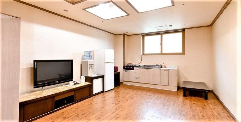 Hongcheon Resortel Екстер'єр фото