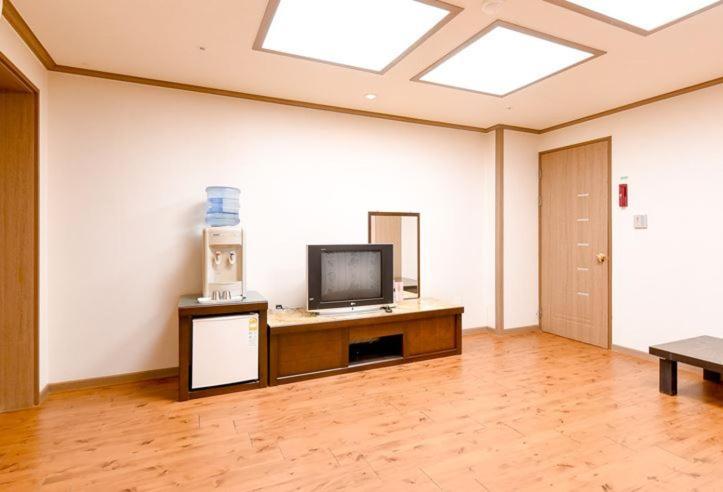 Hongcheon Resortel Екстер'єр фото